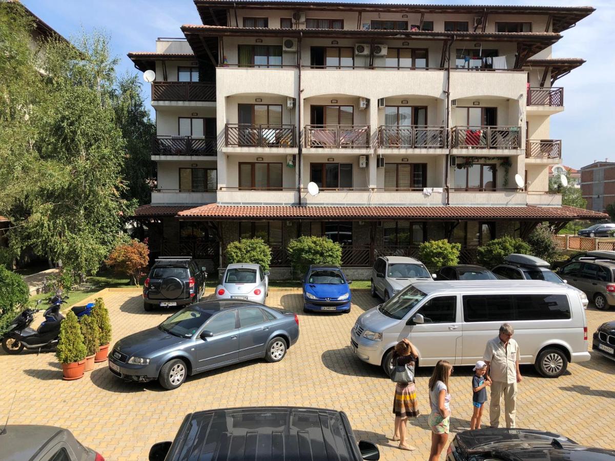 Aparthotel Mm Complex Primorsko Exterior foto